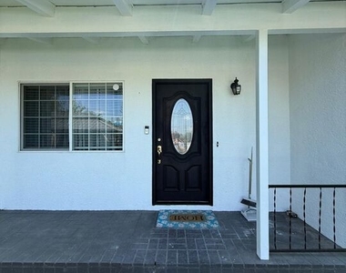 12308 Sheldon Street - Photo Thumbnail 6