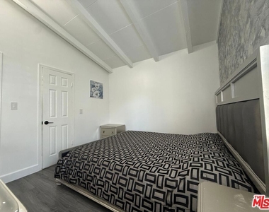 12308 Sheldon Street - Photo Thumbnail 20