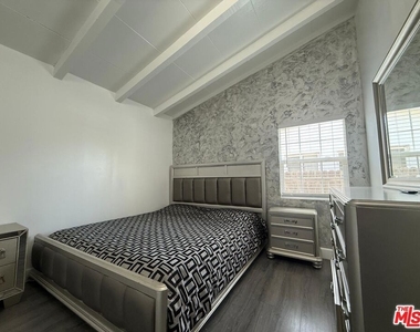 12308 Sheldon Street - Photo Thumbnail 27
