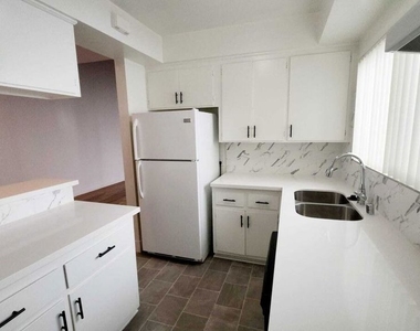 1951 Selby Avenue - Photo Thumbnail 4