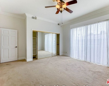 911 5th Street - Photo Thumbnail 11