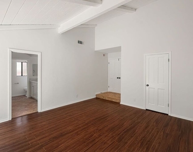 2952 Bottlebrush Drive - Photo Thumbnail 25