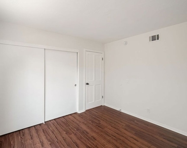 2952 Bottlebrush Drive - Photo Thumbnail 27