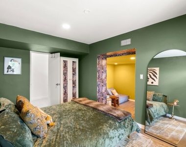 6630 Whitley Terrace - Photo Thumbnail 20