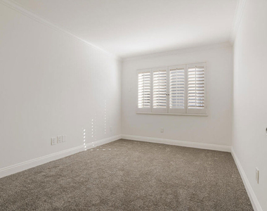 13350 Maxella Avenue - Photo Thumbnail 13