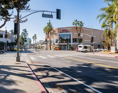 13350 Maxella Avenue - Photo Thumbnail 17