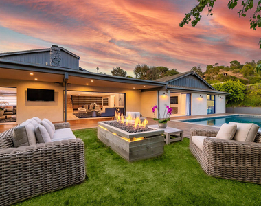 9038 Meredith Place - Photo Thumbnail 3