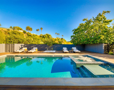 9038 Meredith Place - Photo Thumbnail 34