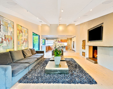 9038 Meredith Place - Photo Thumbnail 16