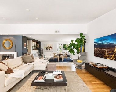 8670 Allenwood Road - Photo Thumbnail 6