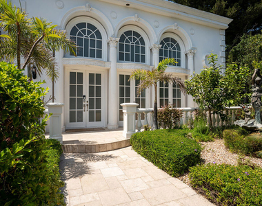 8020 Zeus Drive - Photo Thumbnail 13