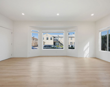 3015 Stocker Place - Photo Thumbnail 3