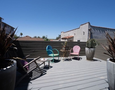 1365 3/4 Maltman Avenue - Photo Thumbnail 11