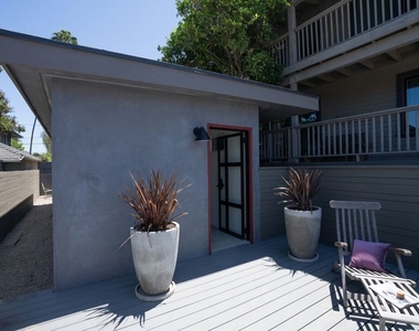 1365 3/4 Maltman Avenue - Photo Thumbnail 17
