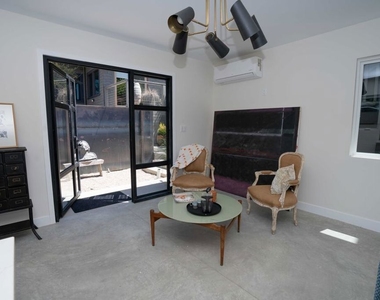 1365 3/4 Maltman Avenue - Photo Thumbnail 2