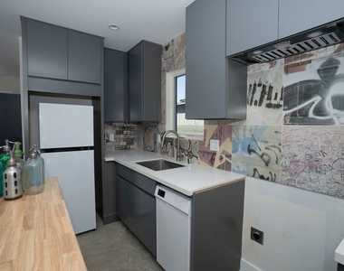 1365 3/4 Maltman Avenue - Photo Thumbnail 6