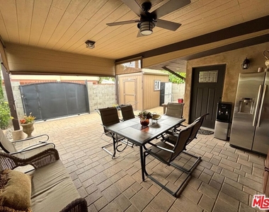 6550 Van Noord Avenue - Photo Thumbnail 25