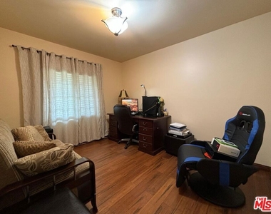 6550 Van Noord Avenue - Photo Thumbnail 14