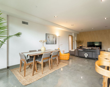 547 N Sweetzer Avenue - Photo Thumbnail 5