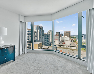 10727 Wilshire Boulevard - Photo Thumbnail 14
