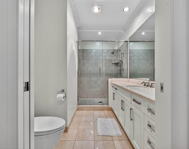 10727 Wilshire Boulevard - Photo Thumbnail 28