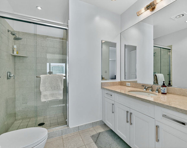 10727 Wilshire Boulevard - Photo Thumbnail 22