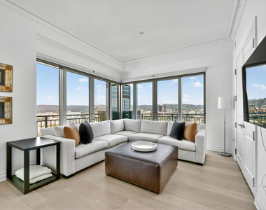 10727 Wilshire Boulevard - Photo Thumbnail 11