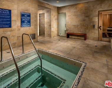 1040 Glendon Avenue - Photo Thumbnail 18