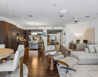 1645 N Vine Street - Photo Thumbnail 14