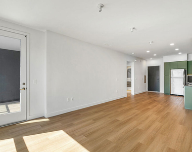 10601 Washington Boulevard - Photo Thumbnail 3