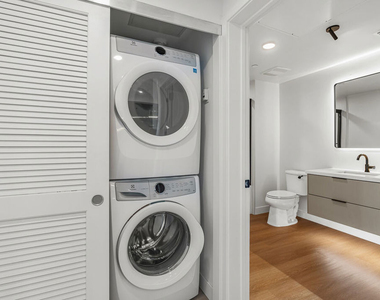 10601 Washington Boulevard - Photo Thumbnail 5