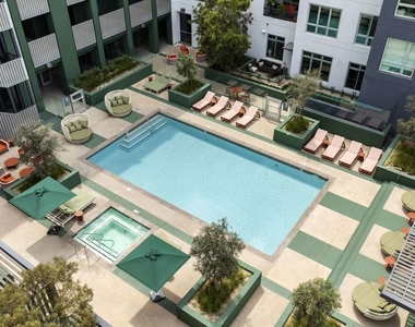 10601 Washington Boulevard - Photo Thumbnail 11