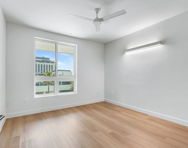 10601 Washington Boulevard - Photo Thumbnail 6