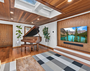 1738 Topanga Skyline Drive - Photo Thumbnail 38