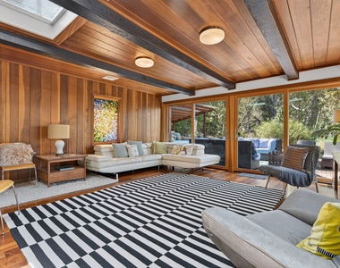 1738 Topanga Skyline Drive - Photo Thumbnail 2