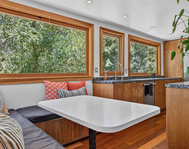 1738 Topanga Skyline Drive - Photo Thumbnail 16