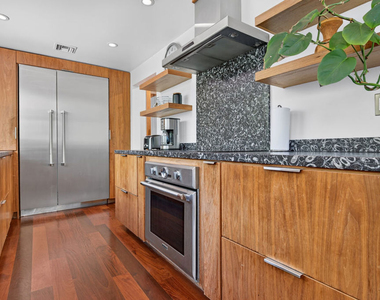 1738 Topanga Skyline Drive - Photo Thumbnail 23
