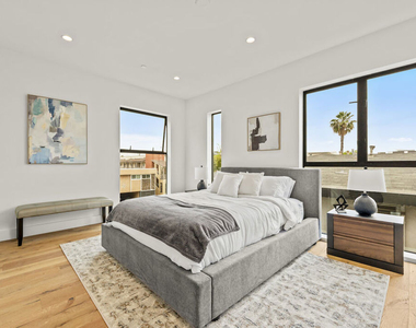 1221 N Detroit Street - Photo Thumbnail 9