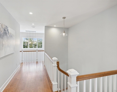9 Mill Road - Photo Thumbnail 15