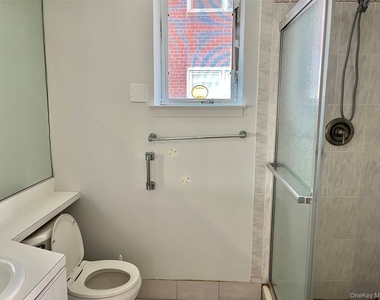 10 Canterbury Road - Photo Thumbnail 17