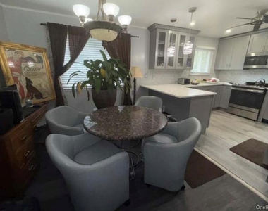 82 Schenectady Avenue - Photo Thumbnail 4
