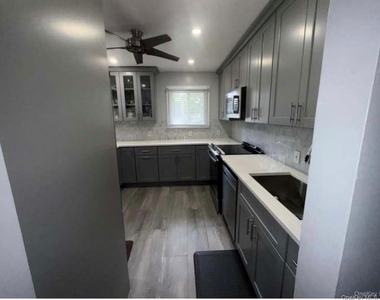82 Schenectady Avenue - Photo Thumbnail 1