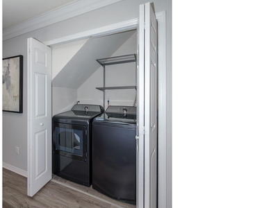 54 Pinnacle Drive - Photo Thumbnail 5