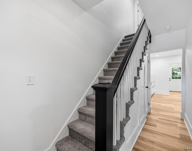 17 Cherry Street - Photo Thumbnail 10