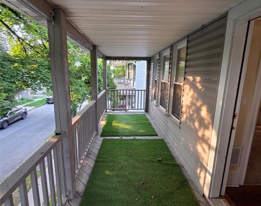 35 Manitou Avenue - Photo Thumbnail 11