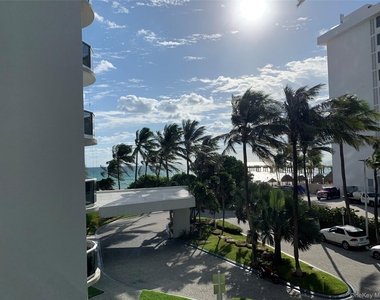 16711 Collins Avenue - Photo Thumbnail 2