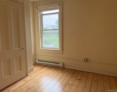 50 S Montgomery Street - Photo Thumbnail 4