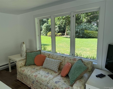 8 Valley Road Road - Photo Thumbnail 7