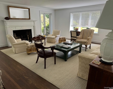 8 Valley Road Road - Photo Thumbnail 1