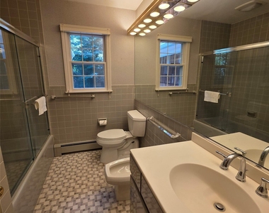 9 Cliff Road - Photo Thumbnail 26